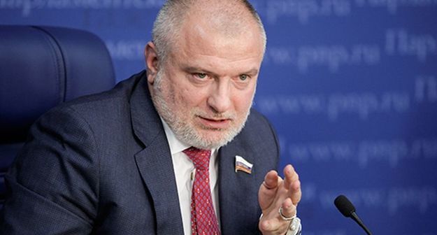 Чинолюбие: для чиновников – всё, для учителей – ничего Middle size 1547492053