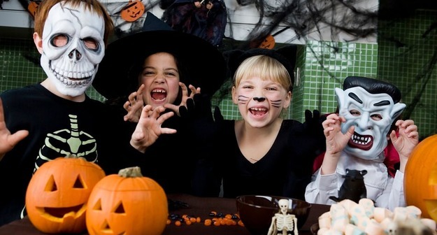 В России запустили «горячую линию» для жалоб на празднование Хэллоуина в школах Middle size 1571812962