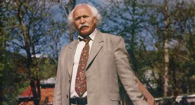 Middle size 1573382549