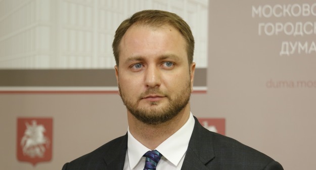 Middle size 1575459683