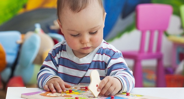 Малыш идет в ясли Middle size 1580974325