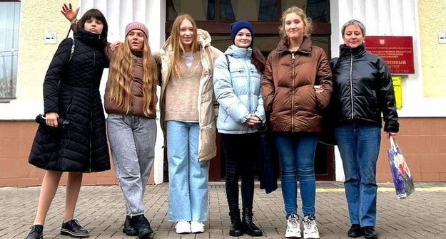 Кто все эти люди?