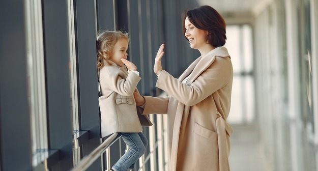 В Госдуме предложили запретить увольнять женщин с детьми до семи лет В Госдуме предложили запретить увольнять женщин с детьми до семи лет