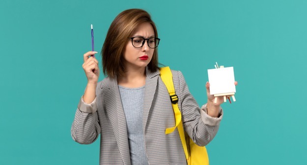 Рособрнадзор: Оценки за поведение не планируют учитывать при поступлении в вуз