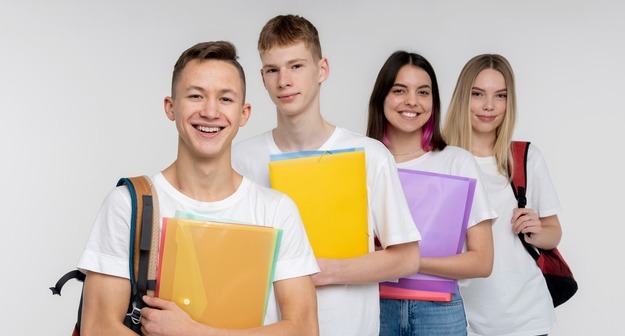 В российских школах введут новый образовательный стандарт для старшеклассников