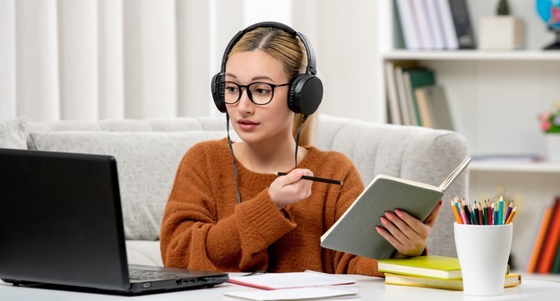 В МЭШ появился ИИ-репетитор для подготовки к ЕГЭ