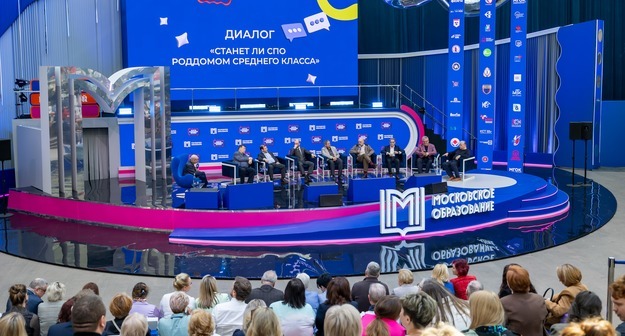 Александр Асмолов: «Среднее профессиональное образование – это действие, которое помогает родиться личности и новому делу»