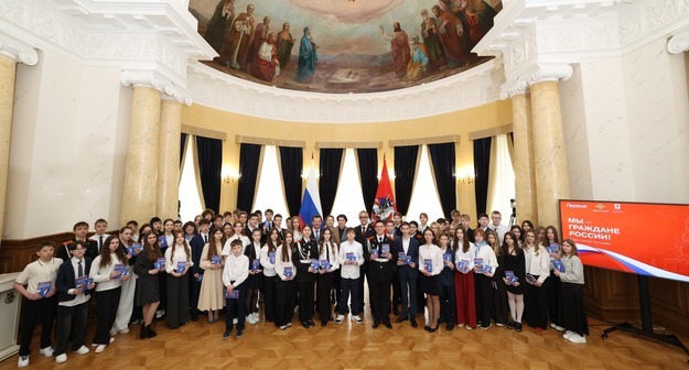 ​Встречи с космонавтами и вручение паспортов: как столичные школьники отпраздновали День космонавтики