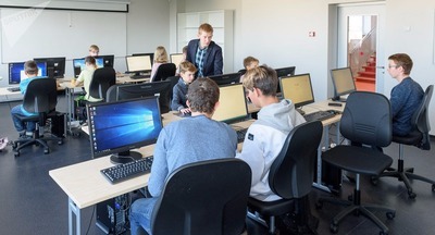 Образование должно выдерживать наступление роботов