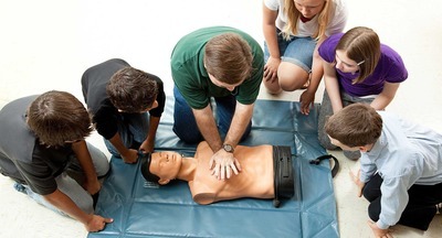 В Хабаровске более тысячи школьников за месяц научились оказывать первую помощь