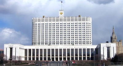 Правительство обсудит повышение зарплаты работников образования