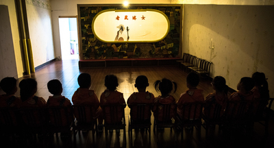 Китаянка призналась, что колола детей иголками в воспитательных целях