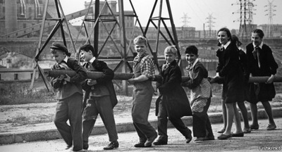 Сбор металлолома и макулатуры нужно сделать частью экологического образования в школах