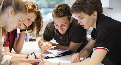 Школьники Урала и Сибири в «Сириусе» разрабатывают браслет, определяющий степень усталости