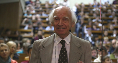 «Все науки делятся на физику и коллекционирование марок»