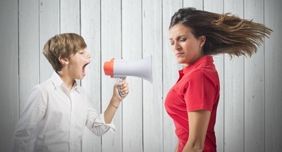 Испания: 84% учителей Севильи подверглись агрессии со стороны детей