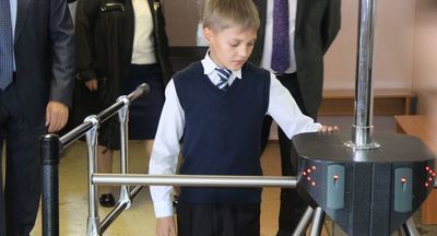 Росгвардия нашла нарушения работы охраны во многих случаях ЧП в школах