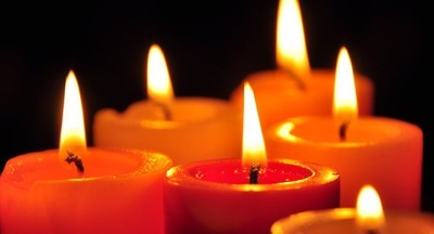 Школы Сибири начали четверть с минуты молчания по погибшим в Кемерове