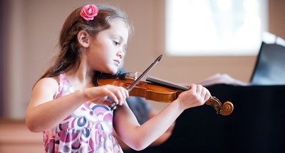 В Подмосковье запись в детские школы искусств открыта через интернет