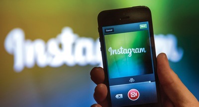 Учительница из Новосибирска ставит пятерки за ответы в Instagram