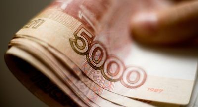 В Петербурге материально поддержат родителей, не отдающих детей в ясли