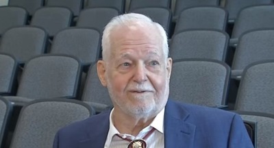 Ветеран Второй мировой войны окончил школу в 92 года