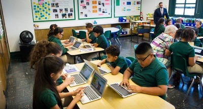 Мэр Нью-Йорка намерен отменить «расистский экзамен» в элитные школы