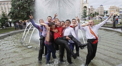 За плохое поведение на выпускном школьников могут лишить права на высшее образование