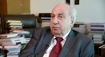 Академик Александр Чубарьян поддерживает введение обязательного ЕГЭ по истории