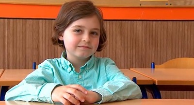 ​Восьмилетний мальчик окончил школу и поступает в вуз