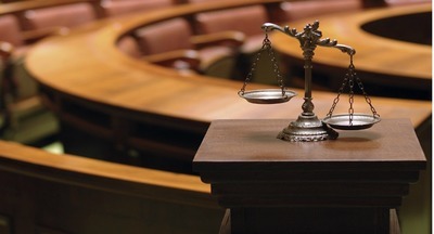 Испанских родителей судят за то, что они не водили сына в школу