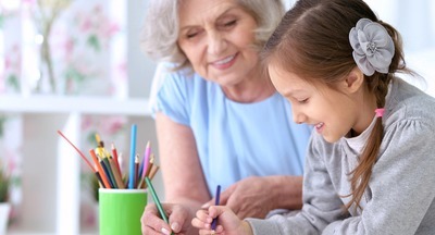 Совместные «летние школы» для детей и пенсионеров – новое явление в общественной жизни Испании