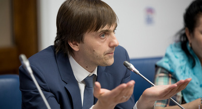 Сергей Кравцов: У системы образования и общества сегодня единая задача – воспитать счастливого ребенка