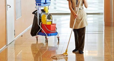 Уборщица украла концертные платья из школы-интерната в Урюпинске