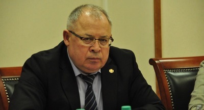 В Чувашии министр образования ушёл в отставку с орденом