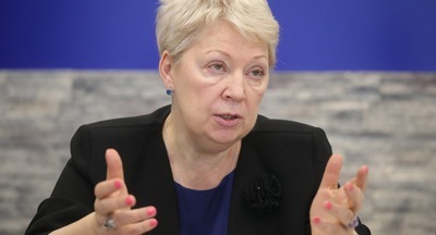 Ольга Васильева: Впервые из федерального бюджета на 2019−2021 годы выделяются средства на финансирование сельских школ