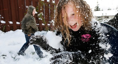 В американском городе почти 100 лет действовал запрет на игру в снежки. Девятилетний школьник добился его отмены
