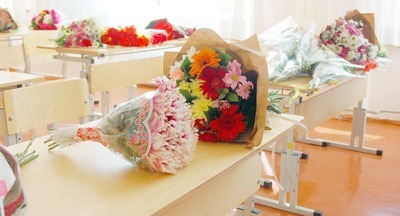  Врачам и учителям запретят принимать подарки