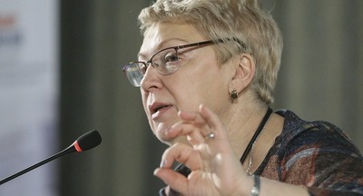 Ольга Васильева: Старшеклассники не умеют ни читать, ни понимать прочитанное