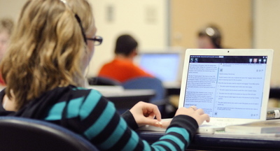 Университет в Калифорнии предложил сдавать экзамены онлайн из-за угрозы стрельбы