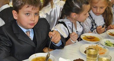 В 2019 году более 57 тысяч тверских школьников будут обеспечены горячим питанием 