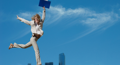 Учителям все-таки разрешили дарить что угодно