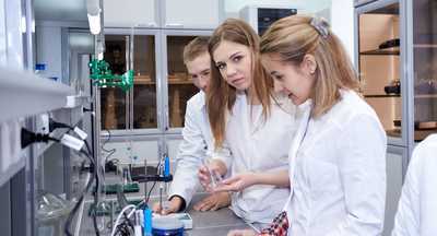 Ольга Васильева пообещала  сельским школам современные лаборатории 