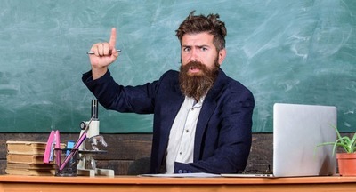 Учителям Алтайского края урезали льготный пенсионный стаж из-за ЕГЭ