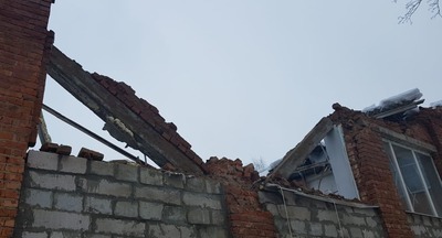 В столовой подмосковной школы обрушилась кровля