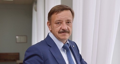 Михаил Черемных: «Будем осуществлять образовательные проекты и решать проблему повышения учительской зарплаты» 