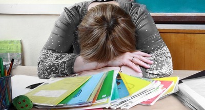 Зарплаты учителей не связаны с их ленью