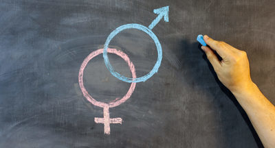 Британские школы отменяют уроки равенства из-за протестов меньшинств