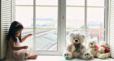 В России нашли девочку-c-пальчик, которая не ходила ни в детский сад, ни в школу