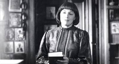 «Не слишком сердитесь на родителей, помните, что они были вами и вы будете ими»